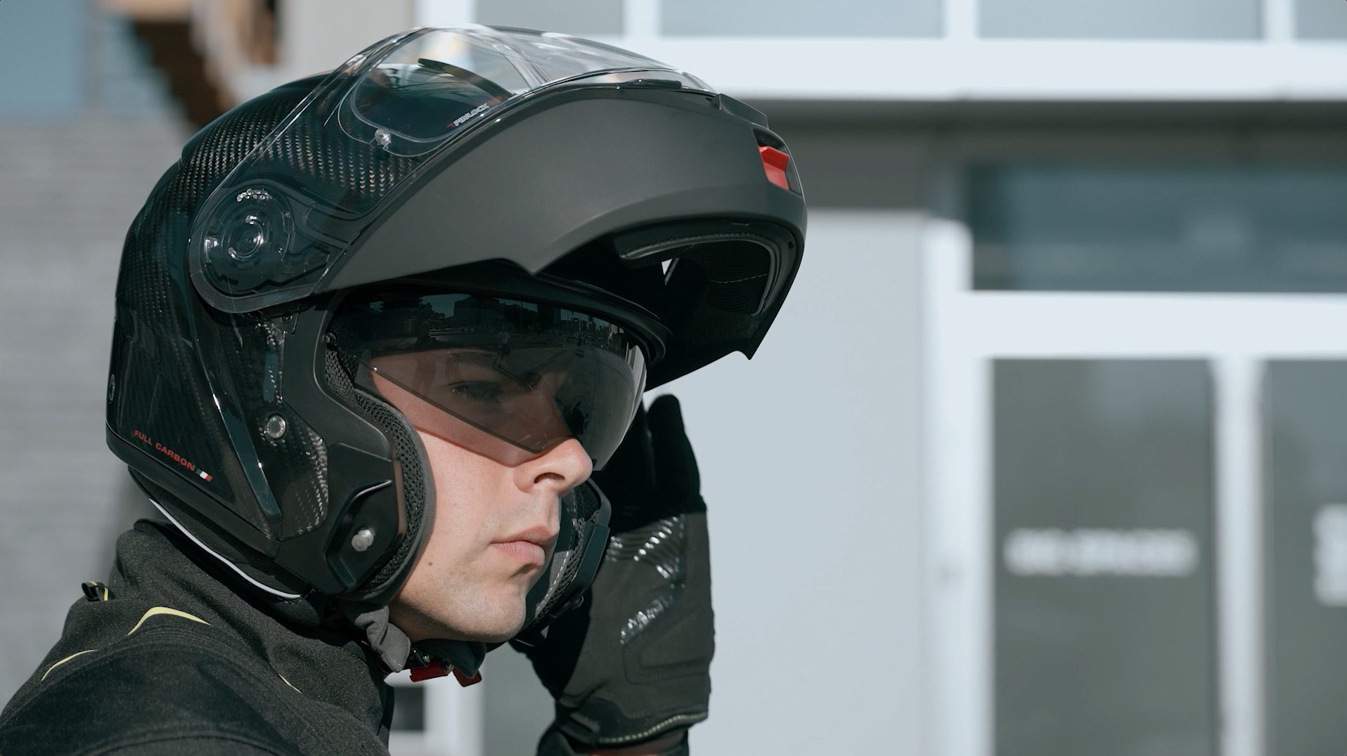 Caberg Levo X Carbon flip-up-hjelm — Enghave Motor