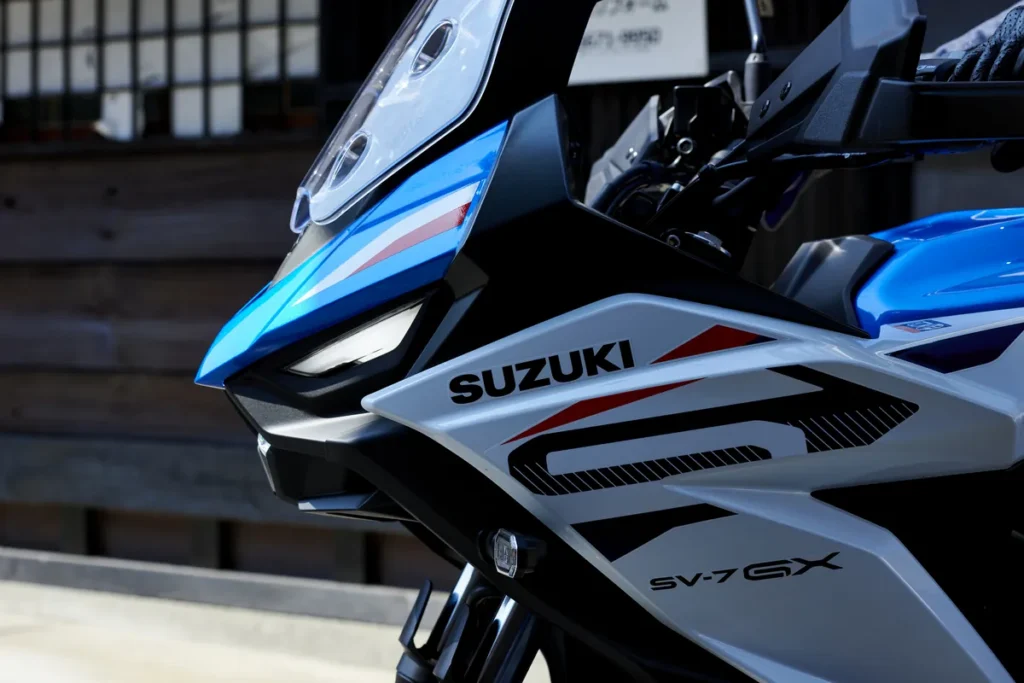 Suzuki SV-7GX LED-forlygte og kåbe — Enghave Motor