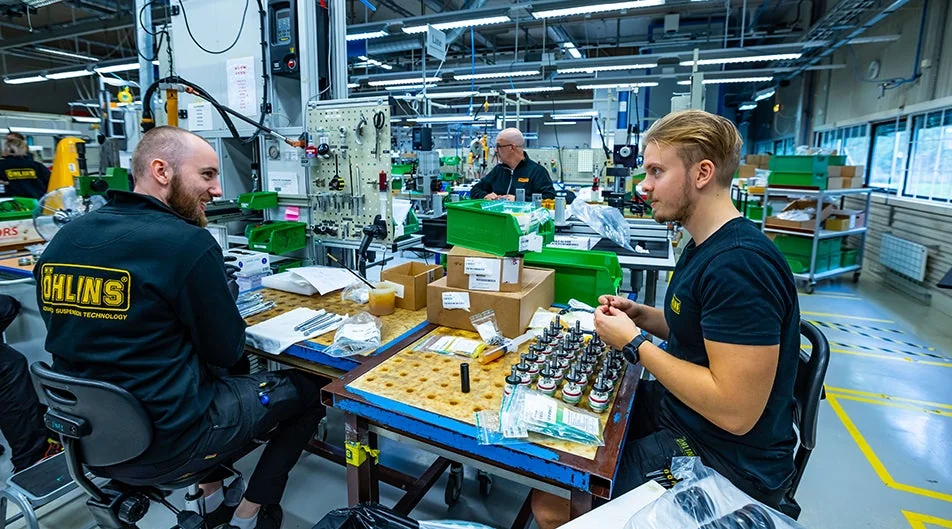Öhlins montage af dæmpere — Enghave Motor